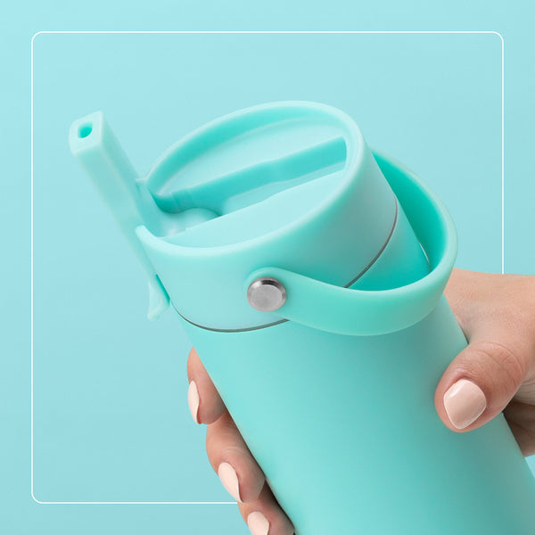 Swig Life Aqua Flip + Sip Straw Cap Lid is spill resistant